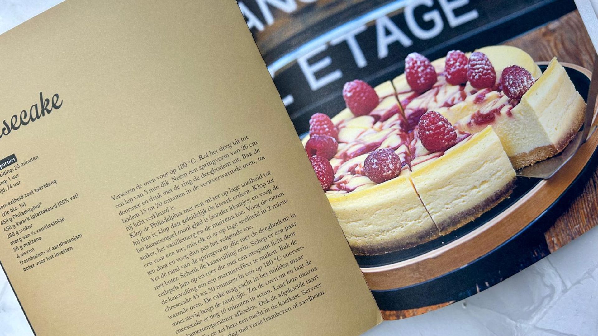 glutenvrij koken en bakken 3 openslaand boek met glutenvrij recept